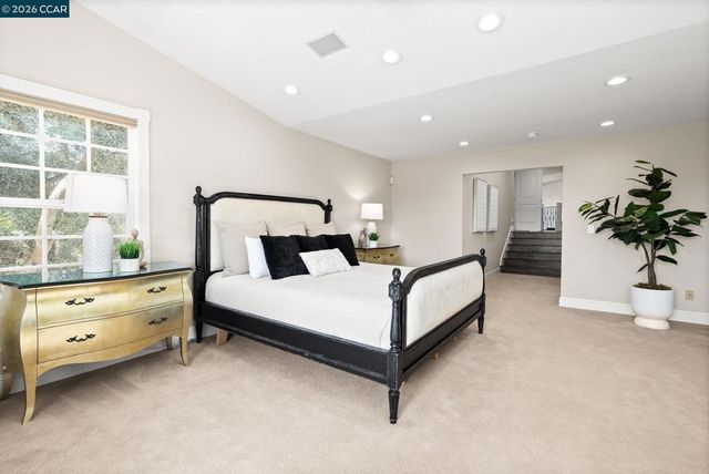 2050 Shell Ridge Trl, Walnut Creek, CA 94598