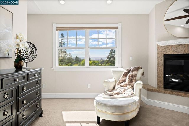 2050 Shell Ridge Trl, Walnut Creek, CA 94598