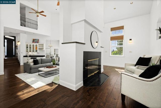 2050 Shell Ridge Trl, Walnut Creek, CA 94598