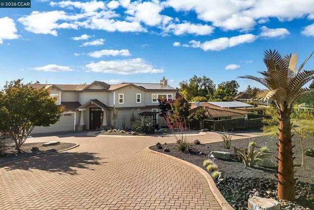 2050 Shell Ridge Trl, Walnut Creek, CA 94598