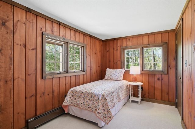 10 Cadwell Dr, Wilbraham, MA 01095