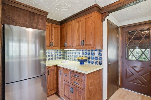 10 Cadwell Dr, Wilbraham, MA 01095