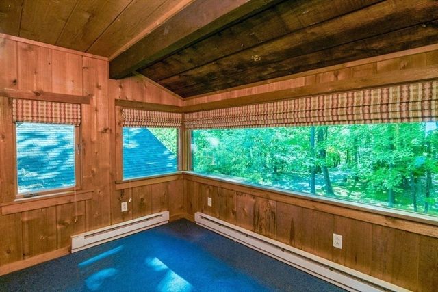 10 Cadwell Dr, Wilbraham, MA 01095