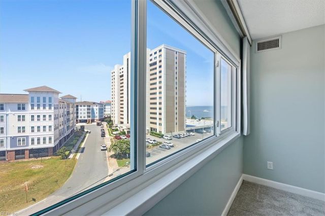 3288 Page Ave Apt 504, Virginia Beach, VA 23451