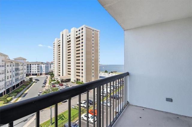 3288 Page Ave Apt 504, Virginia Beach, VA 23451