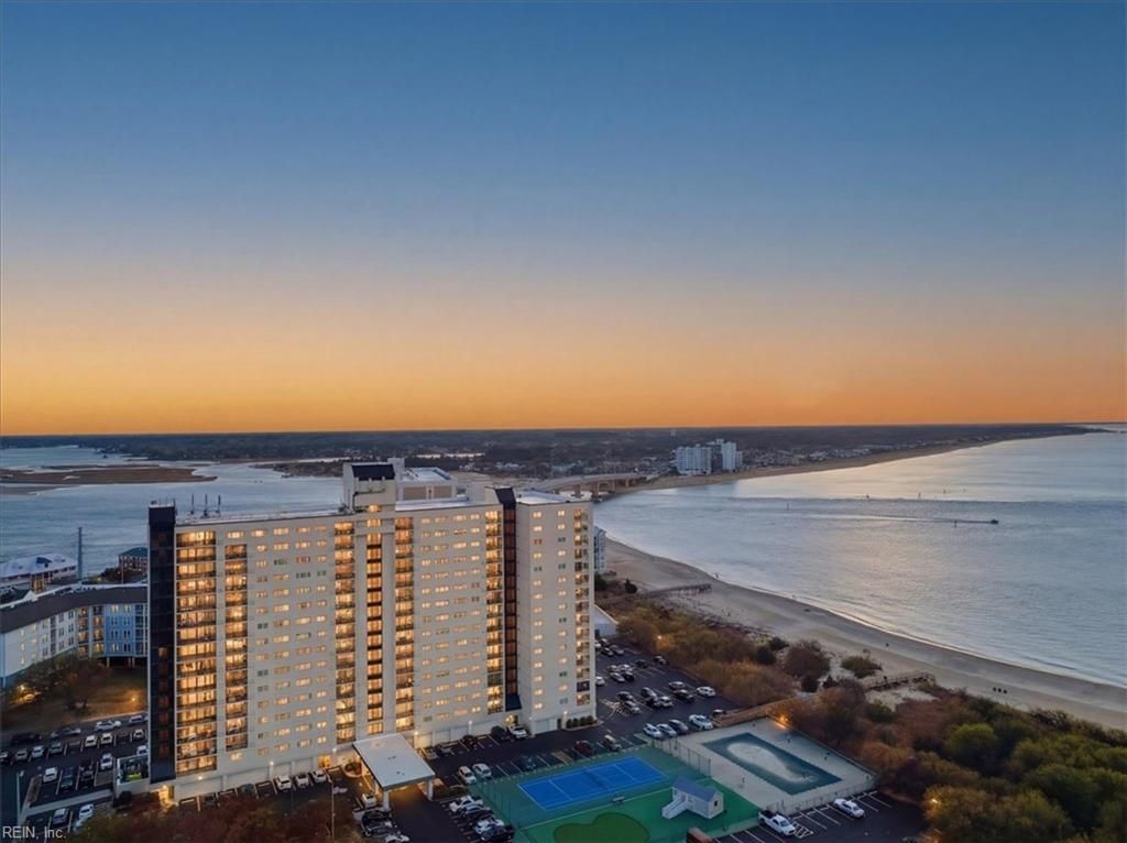 3288 Page Ave Apt 504, Virginia Beach, VA 23451