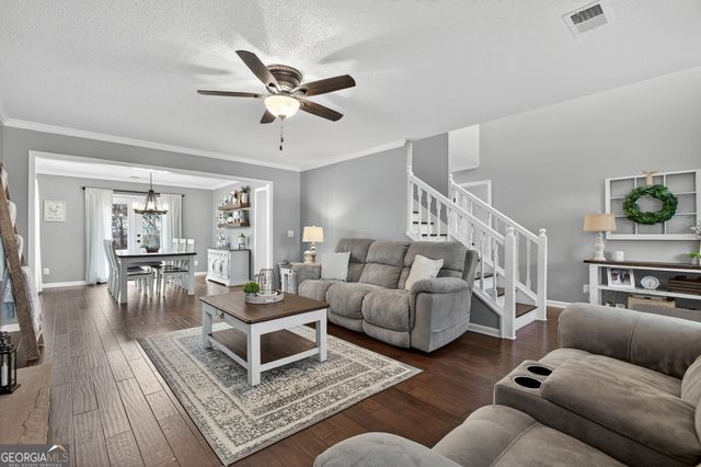 15 Bluegrass Cove NE, Cartersville, GA 30121