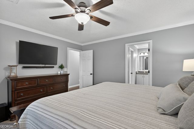 15 Bluegrass Cove NE, Cartersville, GA 30121