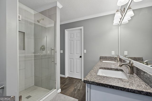 15 Bluegrass Cove NE, Cartersville, GA 30121