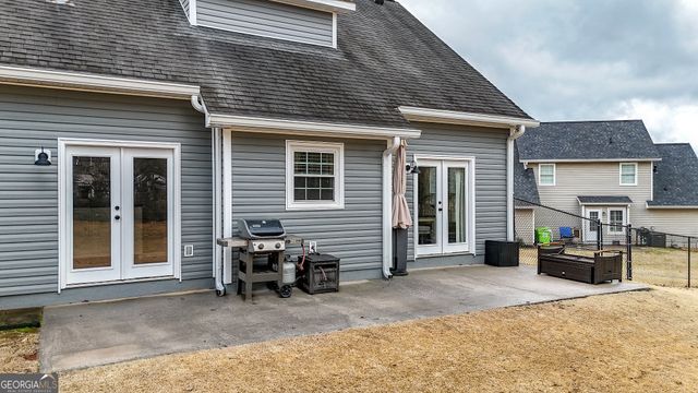 15 Bluegrass Cove NE, Cartersville, GA 30121