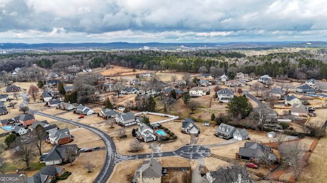 15 Bluegrass Cove NE, Cartersville, GA 30121