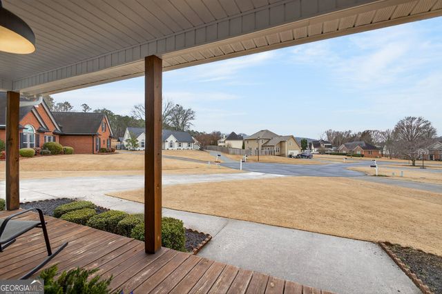 15 Bluegrass Cove NE, Cartersville, GA 30121