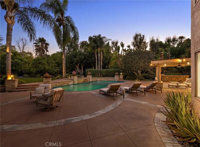 25512 Saddle Rock Place, Laguna Hills, CA 92653