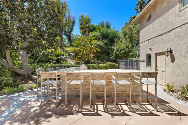 25512 Saddle Rock Place, Laguna Hills, CA 92653