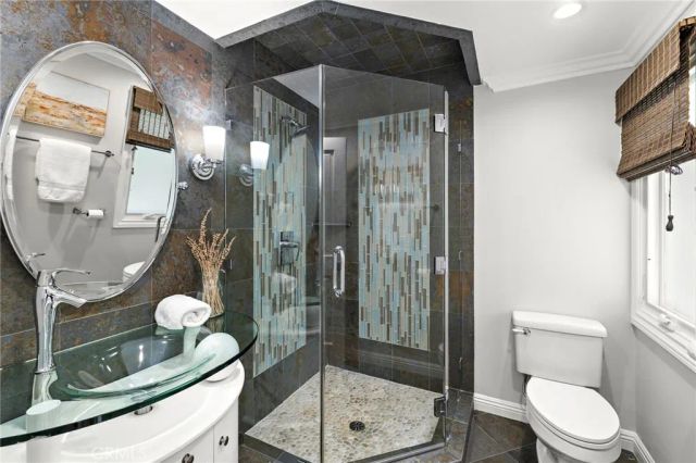 25512 Saddle Rock Place, Laguna Hills, CA 92653