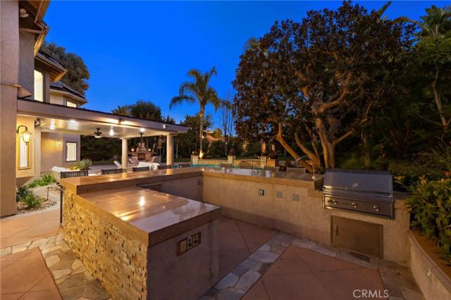 25512 Saddle Rock Place, Laguna Hills, CA 92653