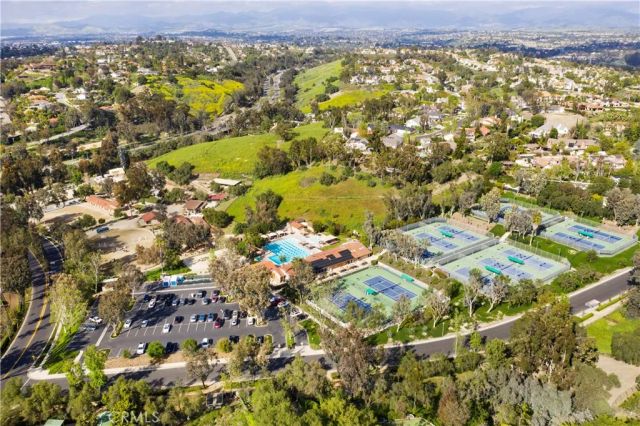 25512 Saddle Rock Place, Laguna Hills, CA 92653