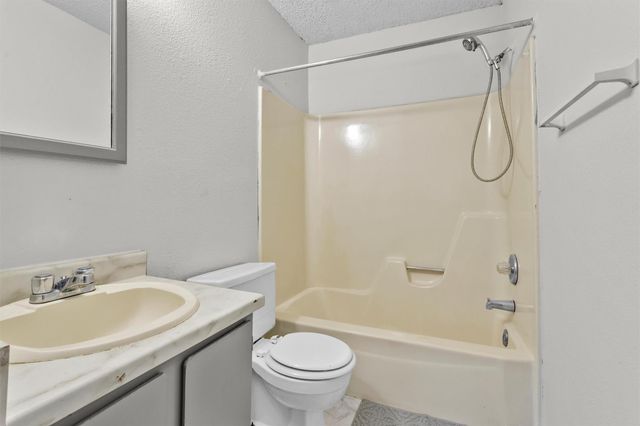 17733 Northhagen Drive, Houston, TX 77084