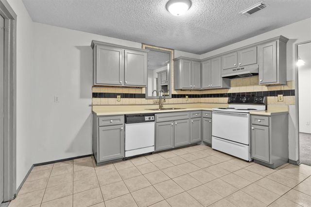 17733 Northhagen Drive, Houston, TX 77084