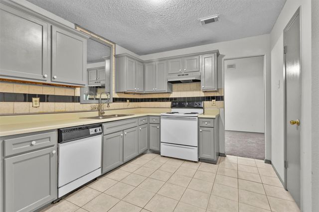 17733 Northhagen Drive, Houston, TX 77084