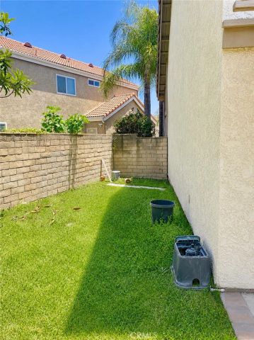 1537 Grandview, Upland, CA 91784