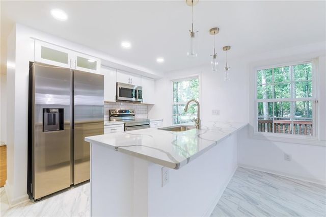 235 Cedar Drive, Peachtree City, GA 30269