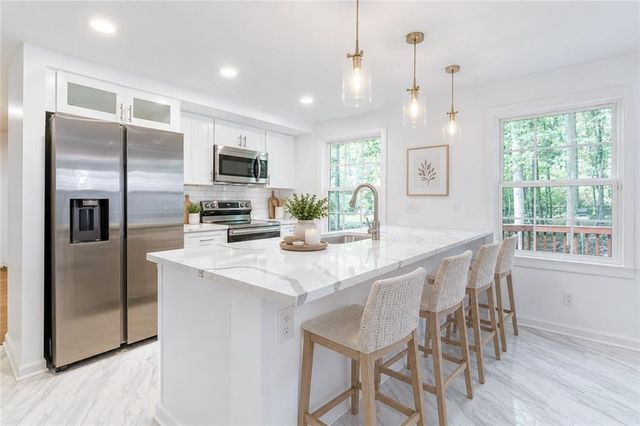 235 Cedar Drive, Peachtree City, GA 30269