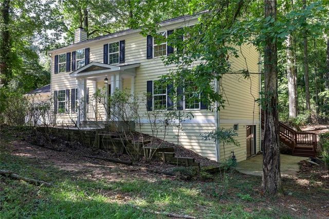 235 Cedar Drive, Peachtree City, GA 30269