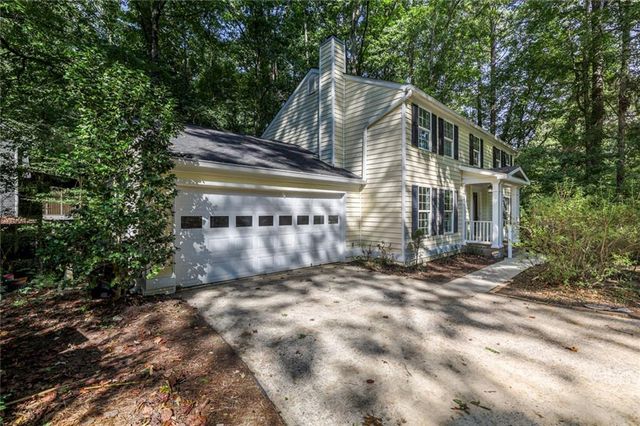 235 Cedar Drive, Peachtree City, GA 30269