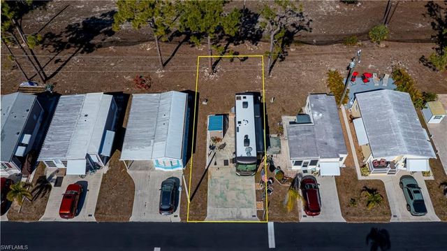 243 Caravan CIR, North Fort Myers, FL 33903