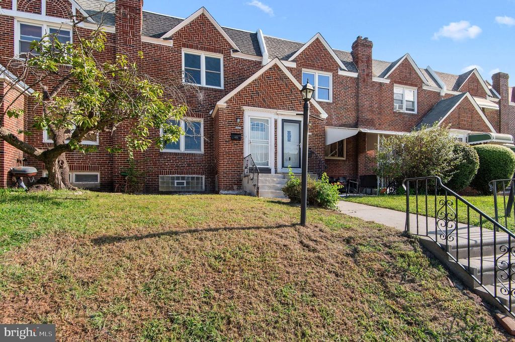 8261 FAYETTE ST, PHILADELPHIA, PA 19150 — exterior