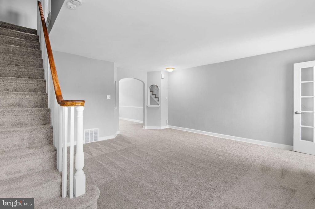 8261 FAYETTE ST, PHILADELPHIA, PA 19150 — photo 3