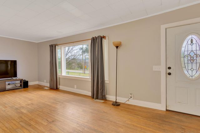 15465 Us 11 Highway, Trenton, GA 30752
