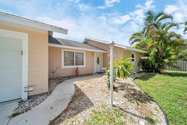 1415 FALCON ROAD, Venice, FL 34293