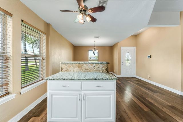 519 Fairfield Street, Shoreacres, TX 77571