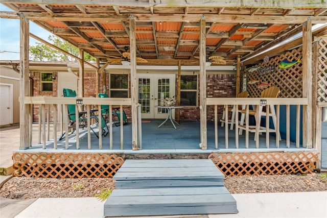 519 Fairfield Street, Shoreacres, TX 77571