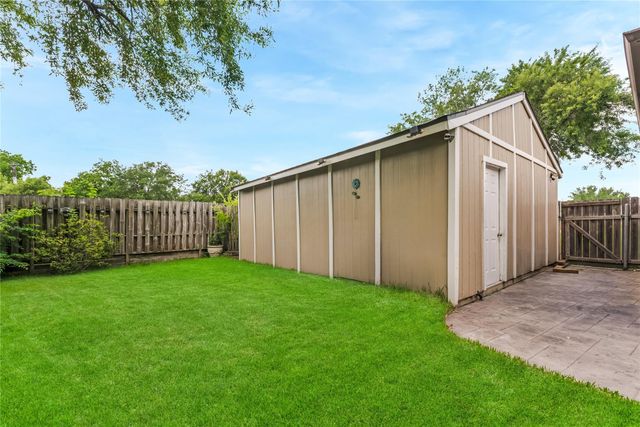 519 Fairfield Street, Shoreacres, TX 77571