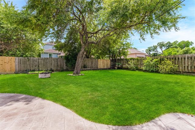 519 Fairfield Street, Shoreacres, TX 77571