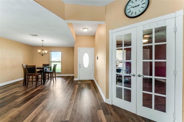 519 Fairfield Street, Shoreacres, TX 77571