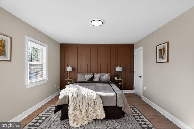 321 E GORGAS LN, Philadelphia, PA 19119