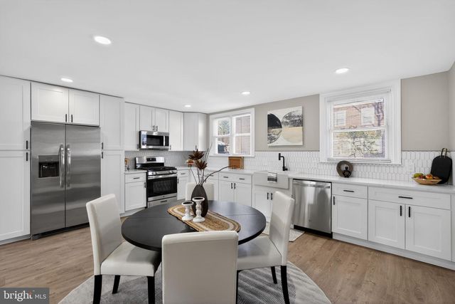 321 E GORGAS LN, Philadelphia, PA 19119