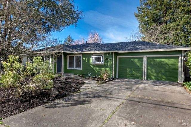2149 Humboldt St, Santa Rosa, CA 95404