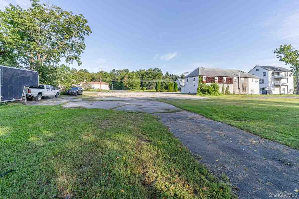 212 Homestead Avenue, Maybrook, NY 12543 — photo 3