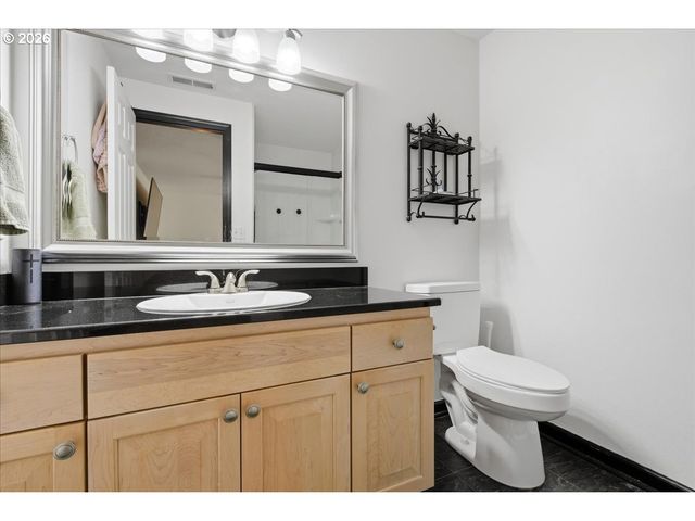 17103 Se 18TH St, Vancouver, WA 98683
