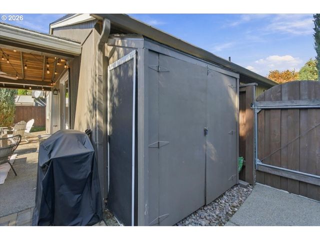 17103 Se 18TH St, Vancouver, WA 98683