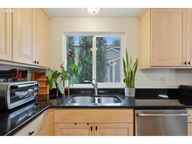 17103 Se 18TH St, Vancouver, WA 98683