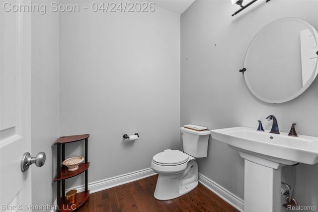 4451 Carriage Hill Court, Oakland Charter Township, MI 48306