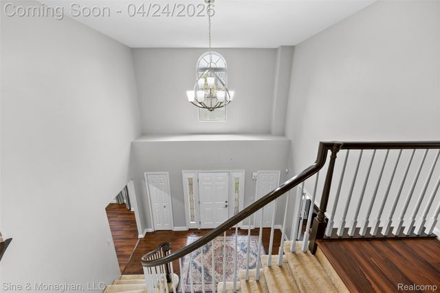 4451 Carriage Hill Court, Oakland Charter Township, MI 48306