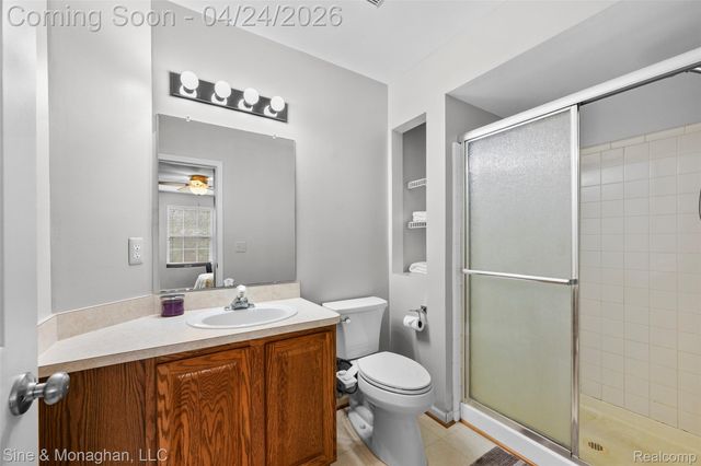 4451 Carriage Hill Court, Oakland Charter Township, MI 48306