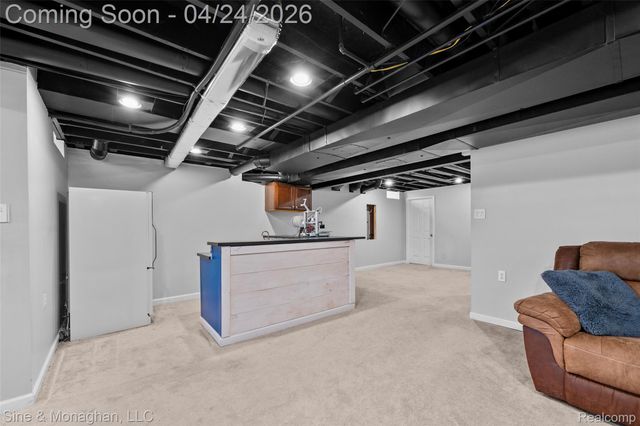 4451 Carriage Hill Court, Oakland Charter Township, MI 48306